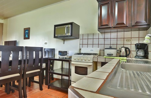 Barrio Pilo Apartment | Apartment 10: Condos Vista al Volcan - Second Floor