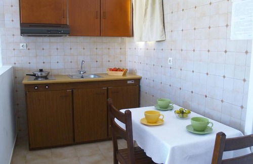 Kounopetra Apartment | Apartment '11' with Sea View, Wi-Fi and Air Conditioning