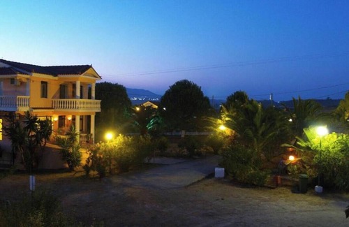 Kounopetra Apartment | Apartment '11' with Sea View, Wi-Fi and Air Conditioning
