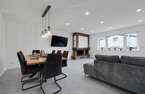Vogelsang Apartment | Apartment 150QM 8 Personen Neuss, Düsseldorf mit Terrasse, Parkplatz, Küche