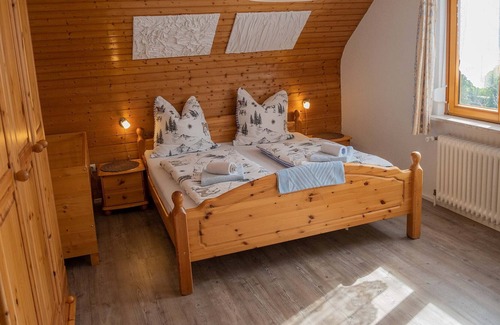 Schiltach Apartment | Apartment 2 "Starry Sky", top floor, 80sqm, 2 bedrooms, max. 6 people
