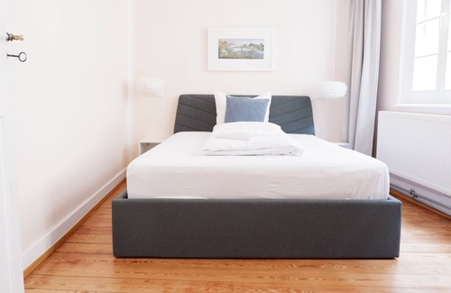 Tuebingen Apartment | Apartment 20, Ferienwohnung, 70 qm, 2 Schlafzimmer, 2 Badezimmer, max. 7 Personen
