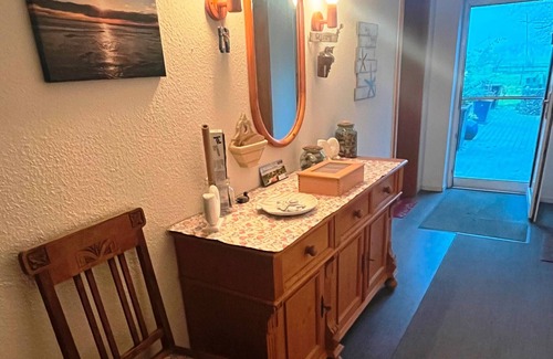 Wesselburenerkoog Apartment | Apartment '2001' with Private Terrace, Garden and Wi-Fi