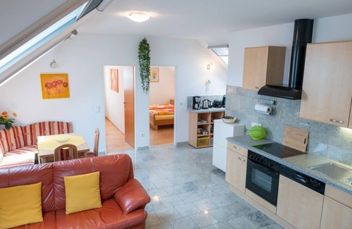 Morbisch am See Apartment | Apartment 3/2bedrooms/bathroom/shower/WC - Appartementhaus Freiler