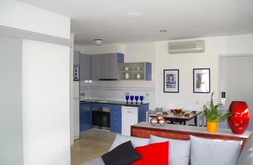 L'Estartit Apartment | APARTMENT (3 ADULTS + 2 CHILDREN) POOL VIEW