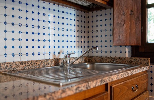 San Donato in Fronzano Apartment | Apartment '39 A Fattoria Degli Usignoli' with Shared Pool, Wi-Fi and Air Conditioning