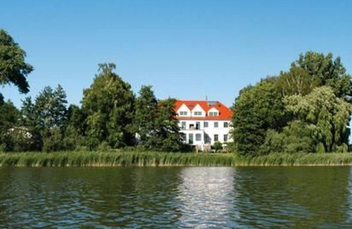 Behren-Luebchin Apartment | Apartment 3 - The cat - vacation at the castle Duckwitz