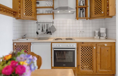 Seeshaupt Apartment | Apartment '3 Zimmer' with Private Terrace, Shared Garden and Wi-Fi