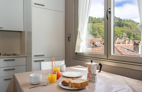 Cangas de Onis Apartment | Apartment '3ºd Apartamento 4 Adultos' with Balcony and Wi-Fi