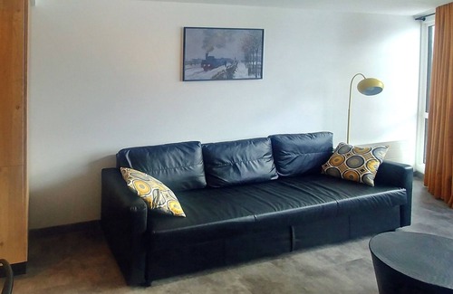 Les Menuires Apartment | Apartment 4/6 people 40m2 at the foot of the slopes facing south 4 fl. Or Les Menuires