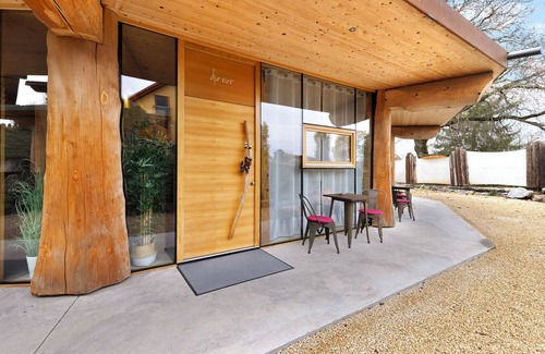 Rosenfeld Apartment | Apartment '-4-die Vier, Studio 25qm' with Private Terrace, Shared Garden and Wi-Fi