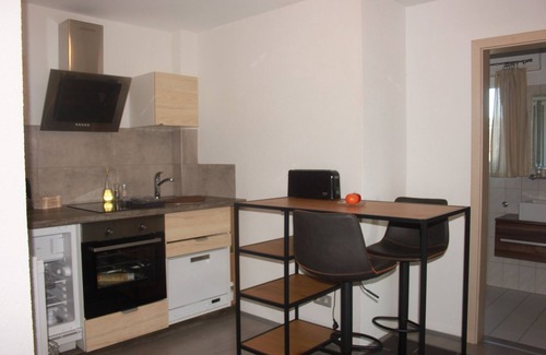 Loerrach Apartment | Apartment 47qm mit Küche, 2 Schlafzimmer, max. 3 Personen
