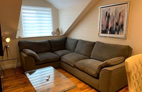 Darlington Apartment | Apartment 5 - CHARMING, LUXURY 2 BEDROOM APARTMENT