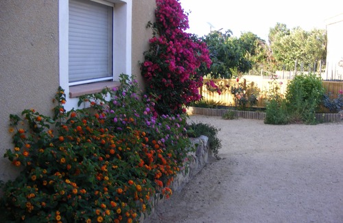 Monticello Apartment | Apartment 5 minutes drive from town center with no parking problems