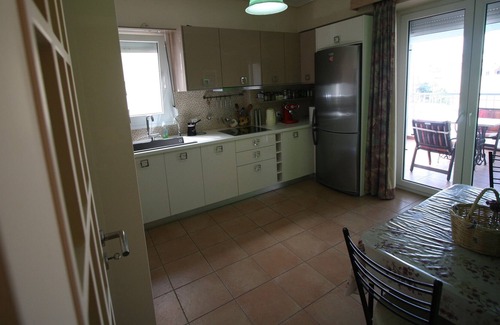 Chalcis Apartment | Apartment 50 meters from the sea in a quiet area.