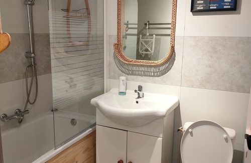 Murat-le-Quaire Apartment | Apartment 57 M2 exceptional view Private box