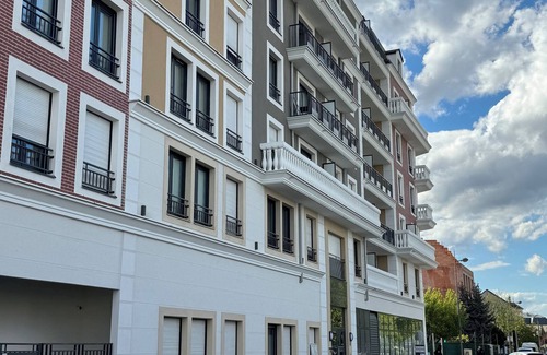 Le Blanc-Mesnil Apartment | Apartment 6 people - 15 min Paris