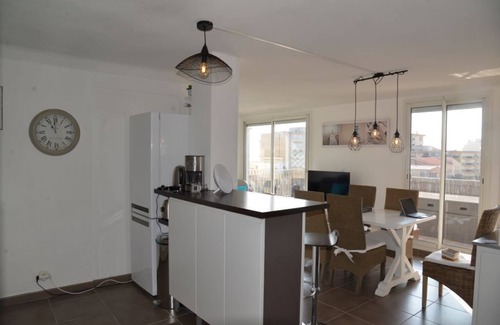 La Jetee Apartment | APARTMENT 70 M2 TERRACE 42M2 SOLARIUM SEA VIEW PARKING WIFI