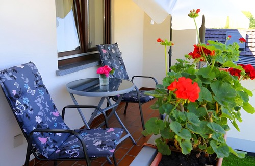 Bad Bellingen Apartment | Apartment '7' with Shared Garden and Wi-Fi