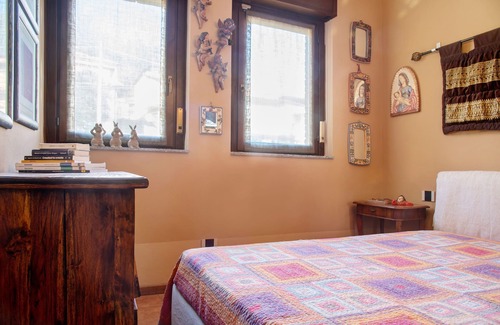Laveno Apartment | Apartment 'A Due Passi Dal Lago 2' with Private Terrace, Wi-Fi and Air Conditioning