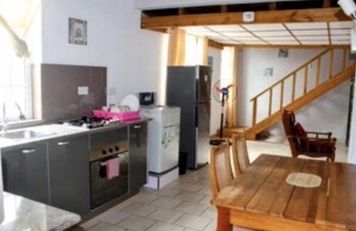 Flic-en-Flac Apartment | Apartment a une min a Pieds Près de la Plage Wifi 24/7 Nespresso