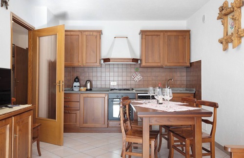 Saint-Pierre Apartment | Apartment 'A5' with Mountain View, Private Terrace and Wi-Fi