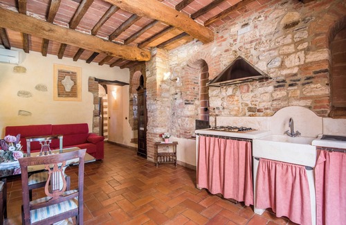 Serre di Rapolano Other | Apartment 'Agriturismo Ischieto - La Cantina' with Shared Pool, Wi-Fi and Air Conditioning