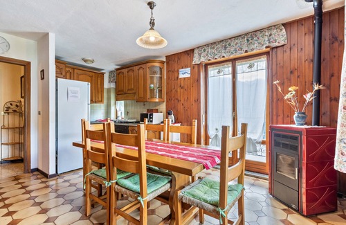 Nus Apartment | Apartment 'Alloggio Chez Favre' with Mountain View, Private Garden and Wi-Fi