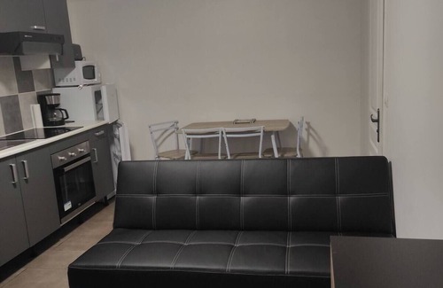 Langon Apartment | Apartment Alpha downtown, 1 to 4 people