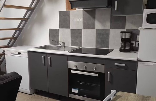 Langon Apartment | Apartment Alpha downtown, 1 to 4 people