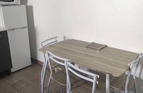 Langon Apartment | Apartment Alpha downtown, 1 to 4 people