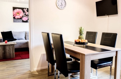 Bottingen Apartment | Apartment Alter Berg with garden, 55 square meters, 1 bedroom, max. 4 people
