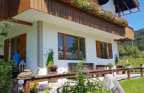 Wallgau Apartment | Apartment "Am alten Skihang" on the ground floor, sunny and quiet location, 80sqm