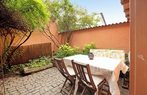 Bad Kreuznach Apartment | Apartment 'Am Fischertor' with Private Terrace and Wi-Fi