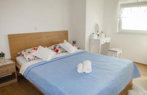 Maslenica Apartment | Apartment Anđelina by Interhome