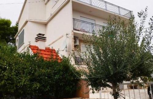 Seget Donji Apartment | Apartment Aniva - 50 m from the sea