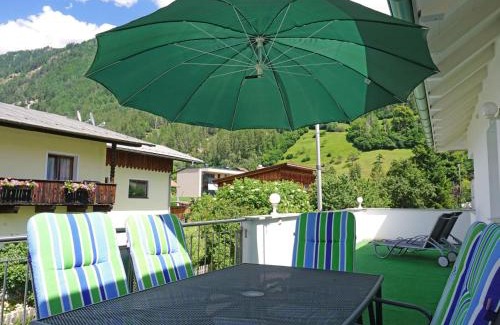 Ried im Oberinntal Apartment | Apartment Apart D by Interhome