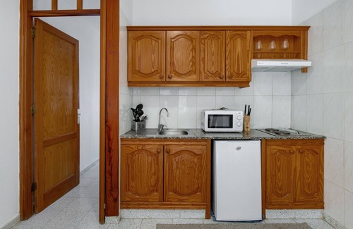Barlovento Apartment | Apartment 'Apartamento E' with Sea Views, Private Terrace and Wi-Fi