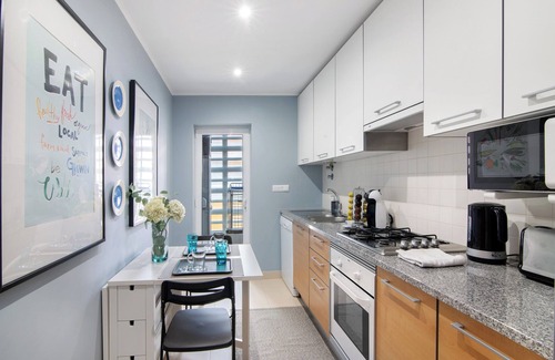 Canada Apartment | Apartment 'Apartamento Royal Cabanas Golf' with Shared Pool, Wi-Fi and Air Conditioning