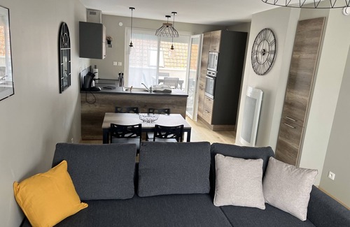 Berck-sur-Mer Apartment | Apartment-Apartment-Ensuite with Bath-Terrace