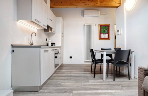 Pergine Valsugana Apartment | Apartment 'Apt Ochner Strawberry 5 Pergine' with Wi-Fi and Air Conditioning