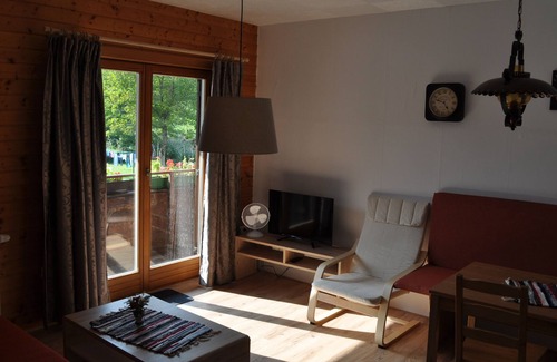 Augsdorf Apartment | Apartment Ossiachersee (45m²), 4/6 persons, 1 bedroom, spacious balcony.
