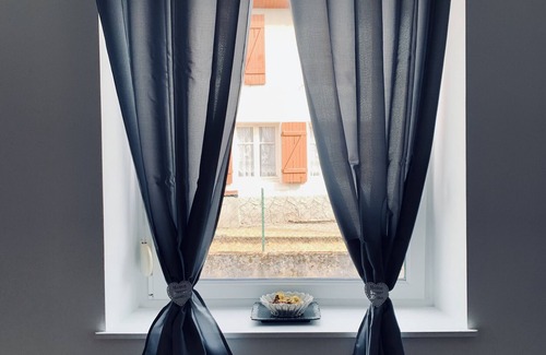 Celles-sur-Plaine Apartment | Apartment "Avec Terrasse Privative" with Wi-Fi