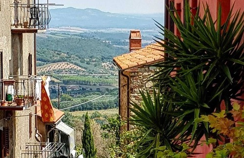 Gavorrano Apartment | Apartment B with a fantastic view to the maremma landscape