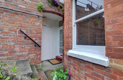 Royal Tunbridge Wells Apartment | Apartment Bambi by Interhome