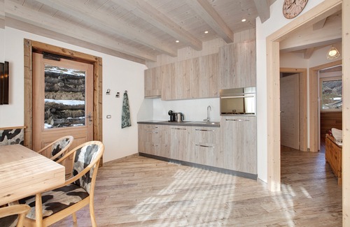 Trepalle Apartment | Apartment 'Bait Da Grachi' with Mountain View, Private Terrace and Wi-Fi