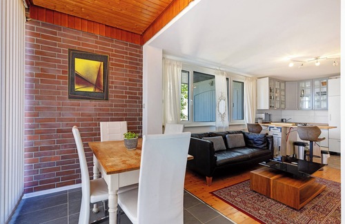 Balingen Apartment | Apartment 'Balingen' with Private Terrace and Wi-Fi