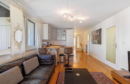 Balingen Apartment | Apartment 'Balingen' with Private Terrace and Wi-Fi