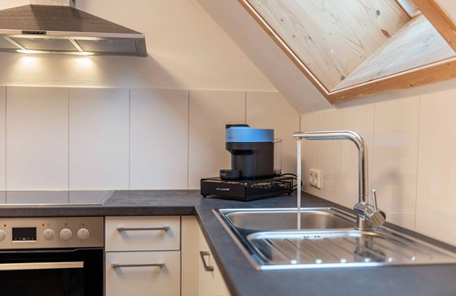 Stockach Apartment | Apartment 'Bergblick' with Mountain View, Shared Terrace and Wi-Fi