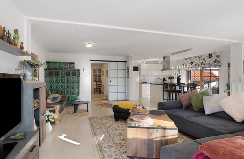 Benzingen Apartment | Apartment 'Berta Benzingen' with Shared Terrace, Shared Garden and Wi-Fi